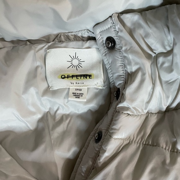 #172 Aerie offline puffer vest glacier - Picture 3 of 4